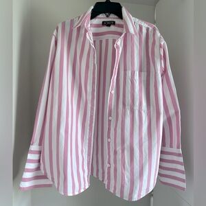 Women’s long sleeve button down shirt